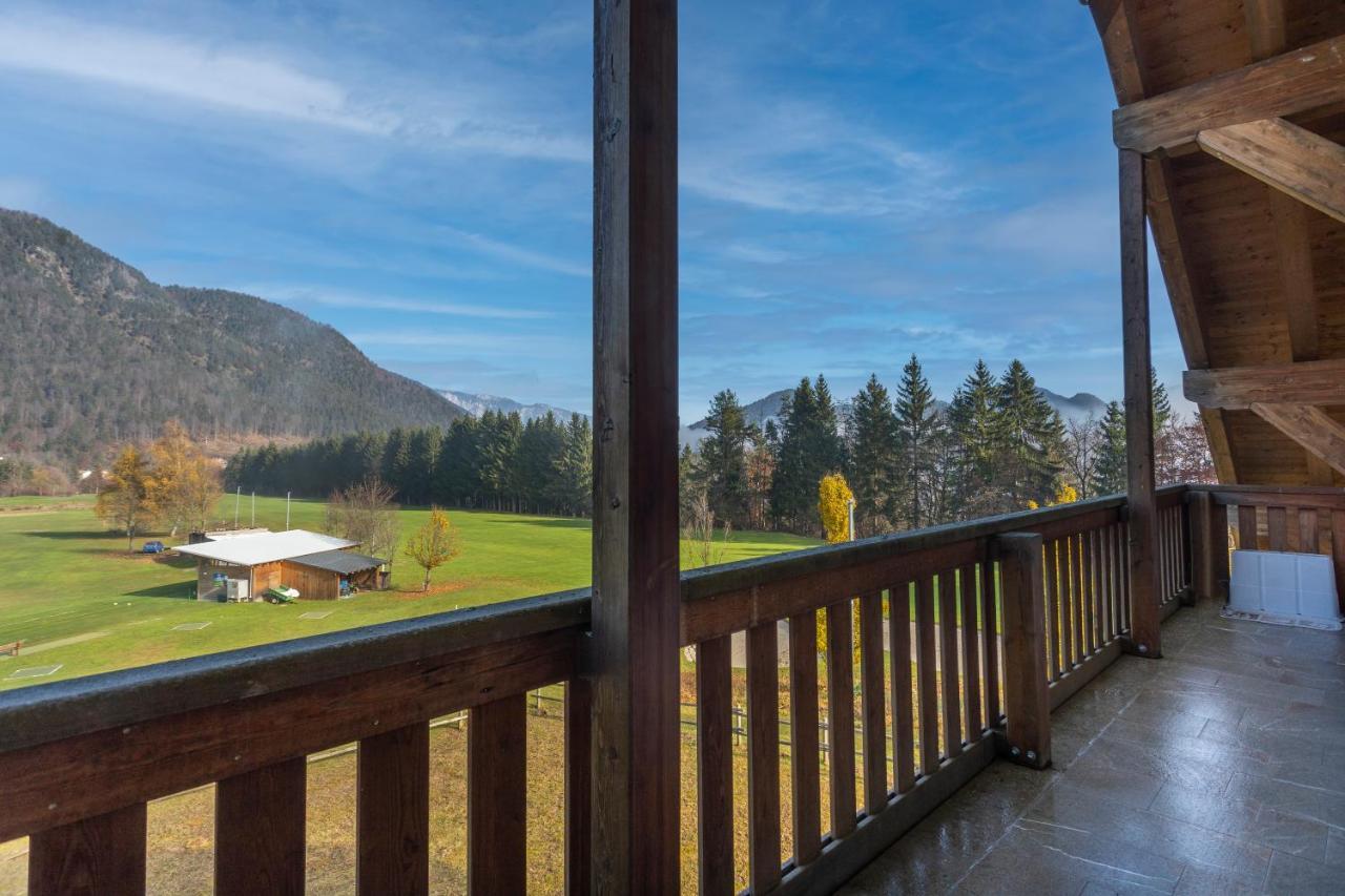 Golf View Apt With Parking And Mountain View! Daire Tarvisio Dış mekan fotoğraf